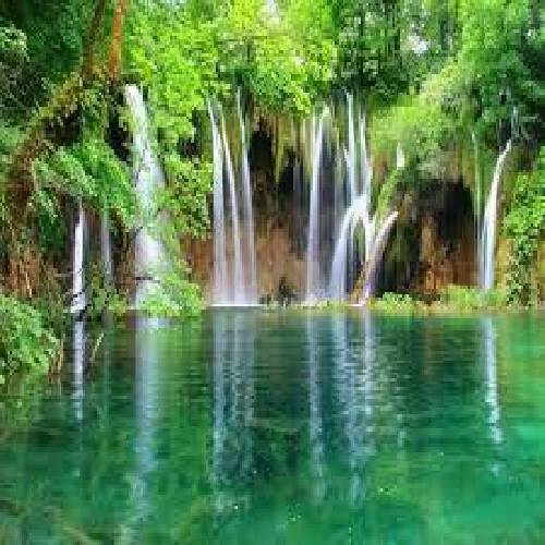 این روزا هرکی هر بلایی سر آدم میاره تهش میاد میگه حلالم کن
